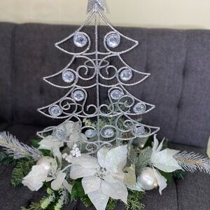 Silver Holiday Tree Decoration- 5 candle holder pre -owned with free gift